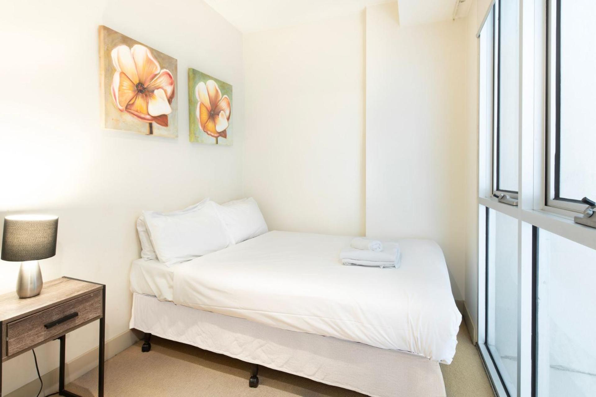 2-bedroom On The Prestigious End Of Collins St * Melbourne